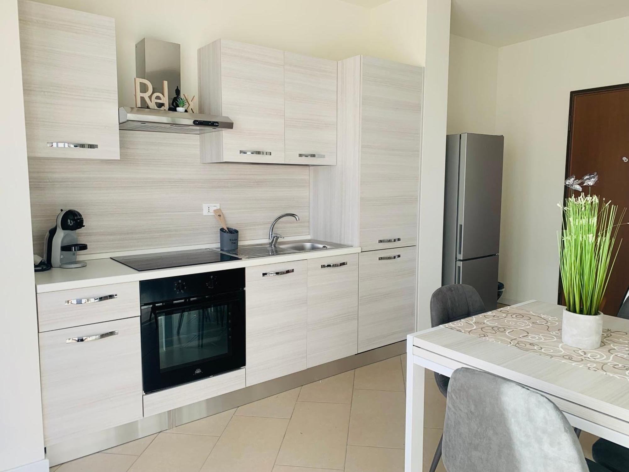 Appartamento Deny & Carol'S House - App. 33 Somma Lombardo Esterno foto