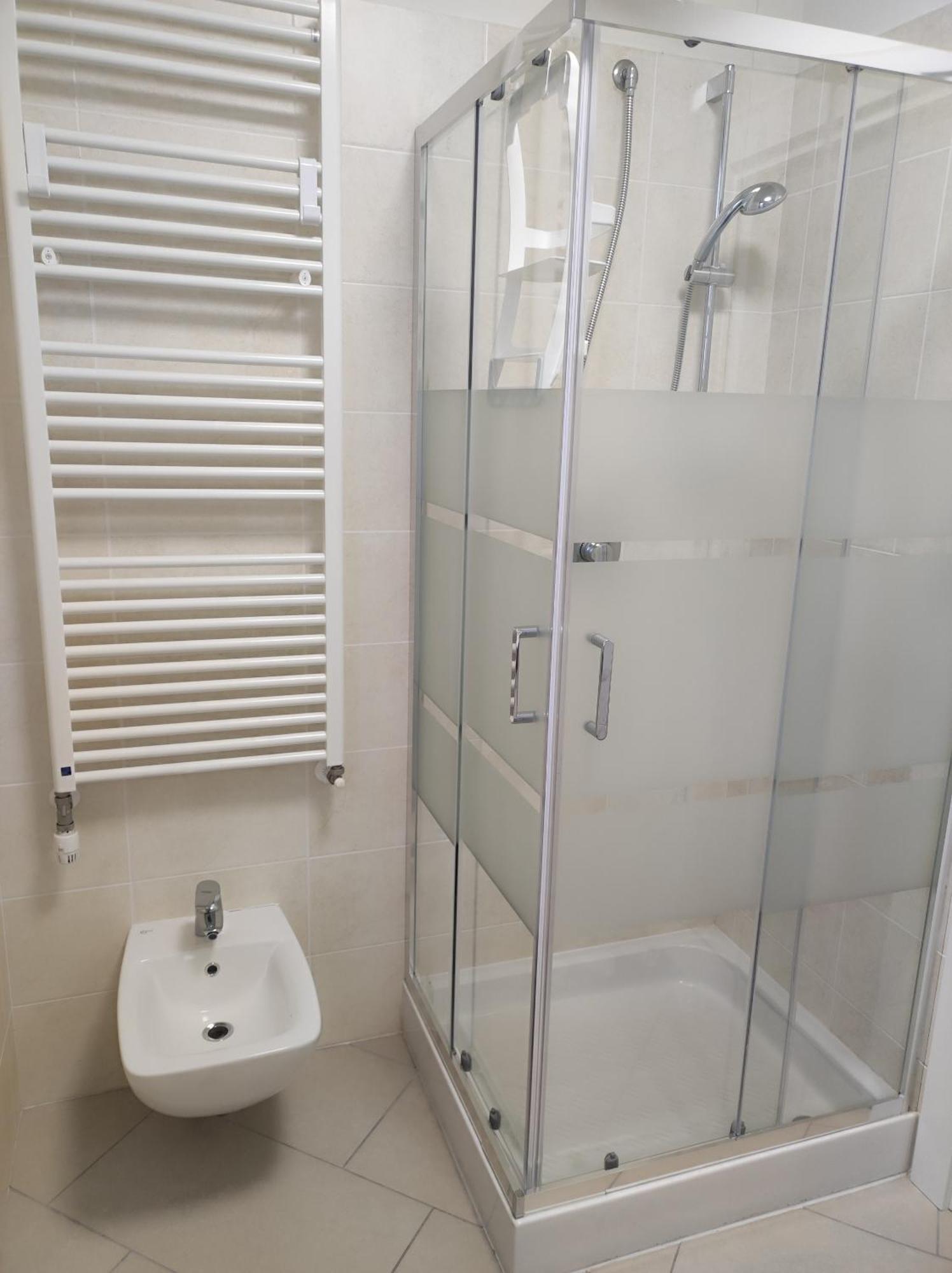 Appartamento Deny & Carol'S House - App. 33 Somma Lombardo Esterno foto
